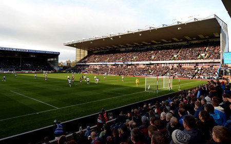 保持一个 保持一个